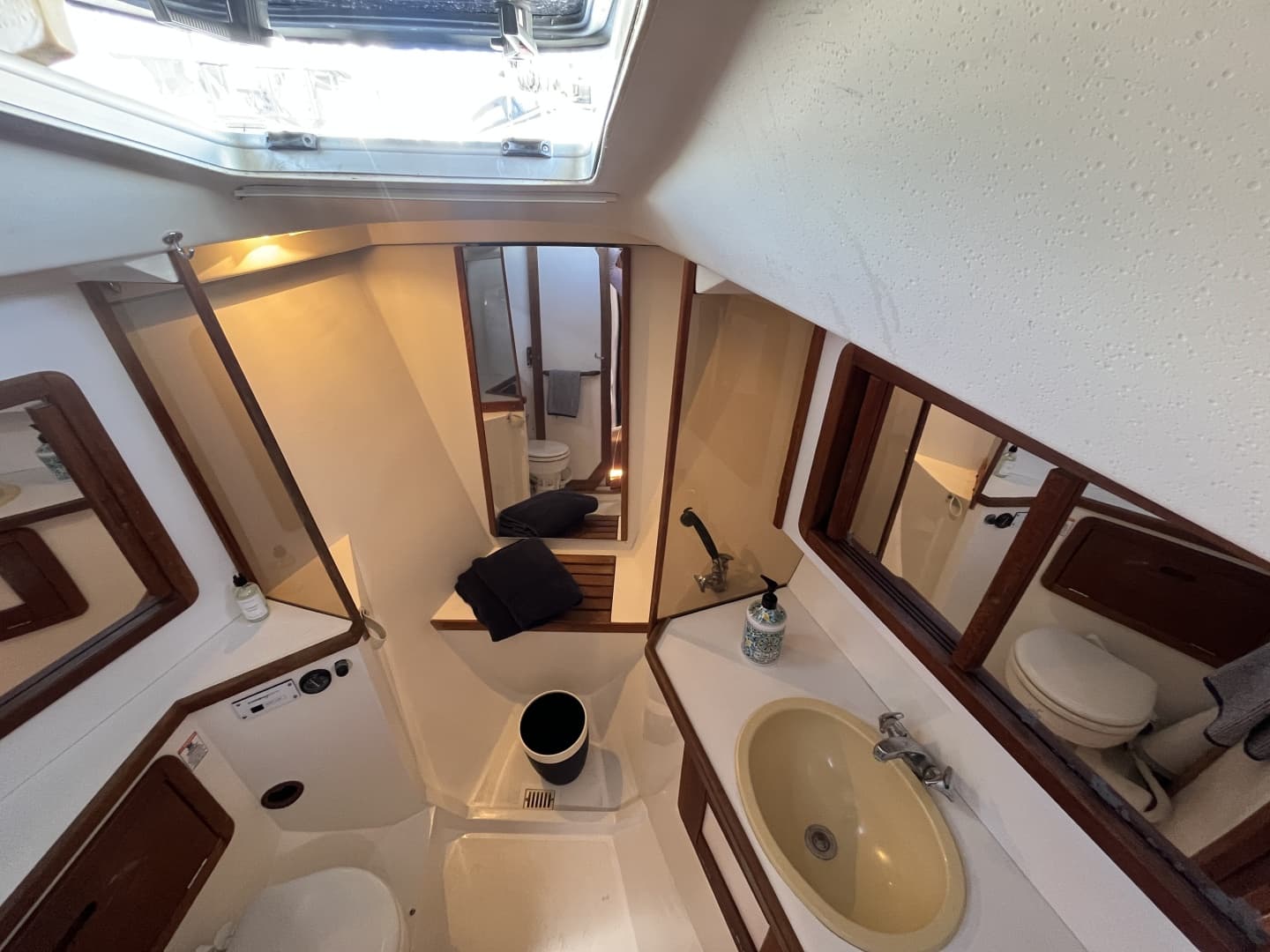 1990 Catalina 42