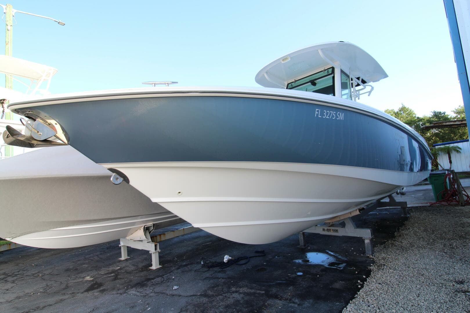 2015 Boston Whaler 320 Outrage