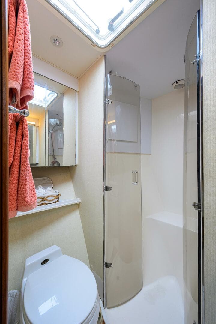 2001 Ocean Yachts Super Sport