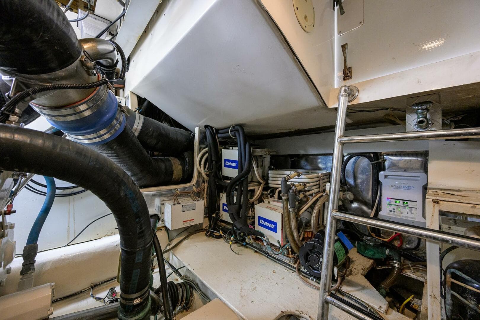 2001 Ocean Yachts Super Sport