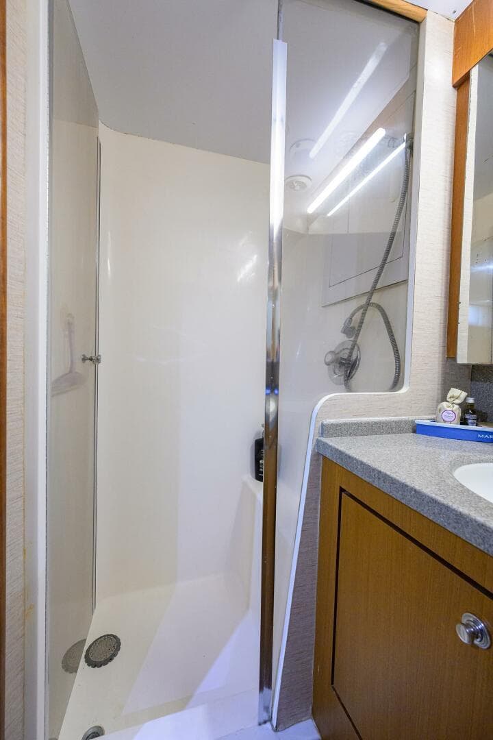 2001 Ocean Yachts Super Sport