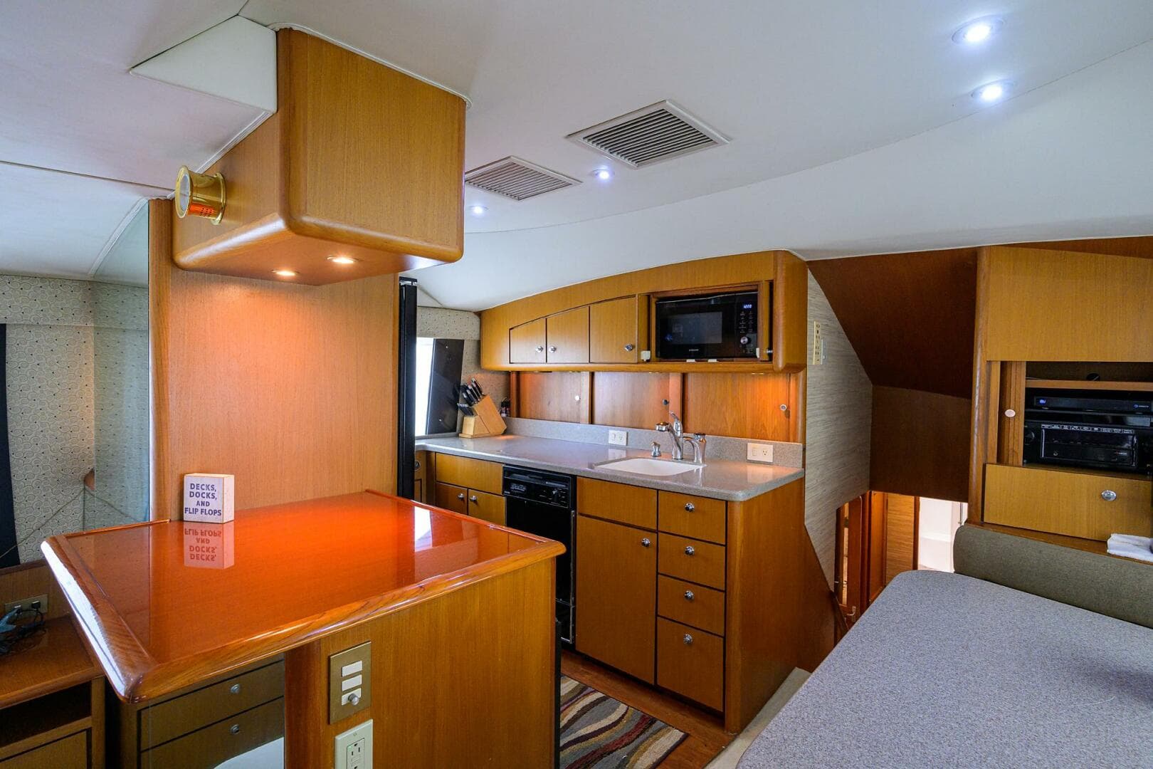 2001 Ocean Yachts Super Sport