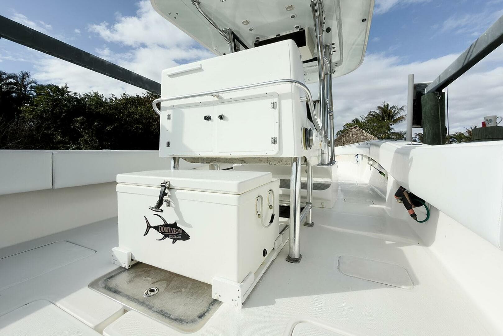 2007 Invincible 33 Open