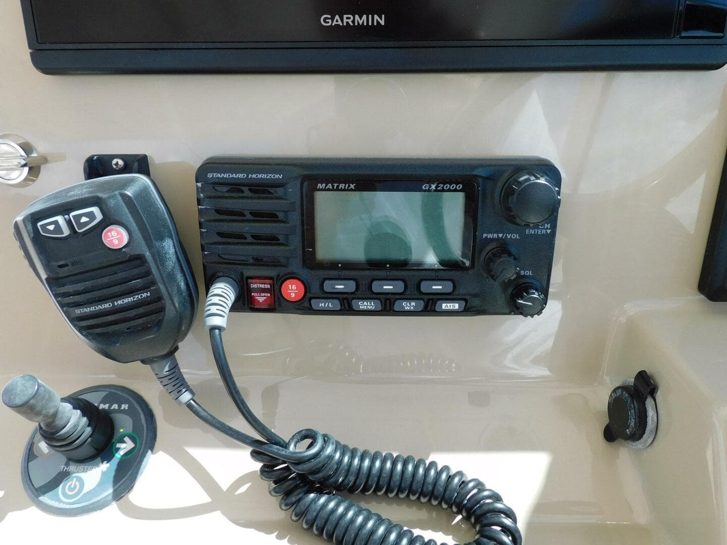 2016 Pursuit 325 Dual Console