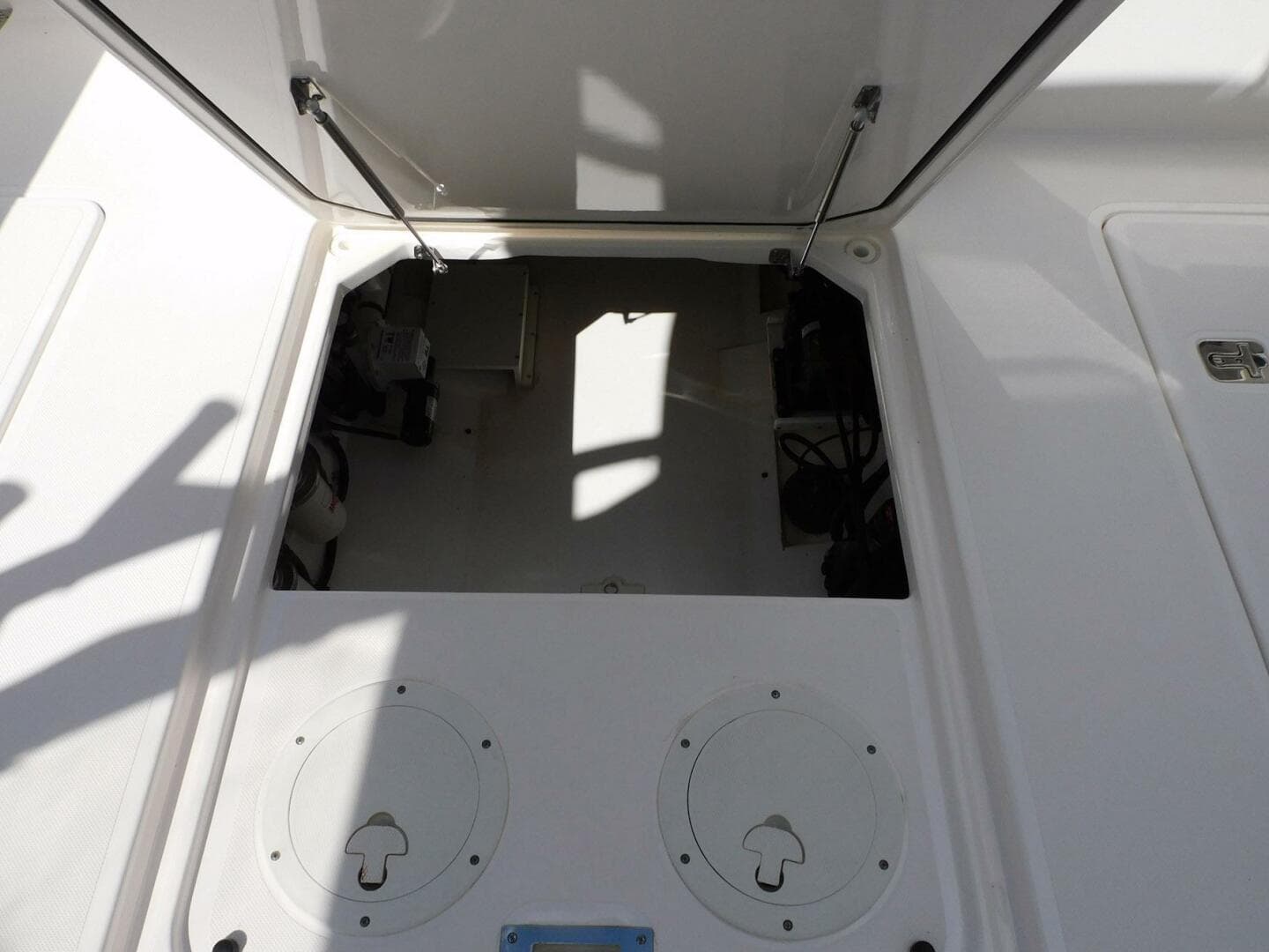 2016 Pursuit 325 Dual Console