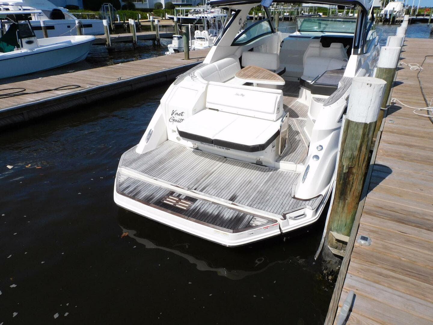 2018 Sea Ray Sundancer 320