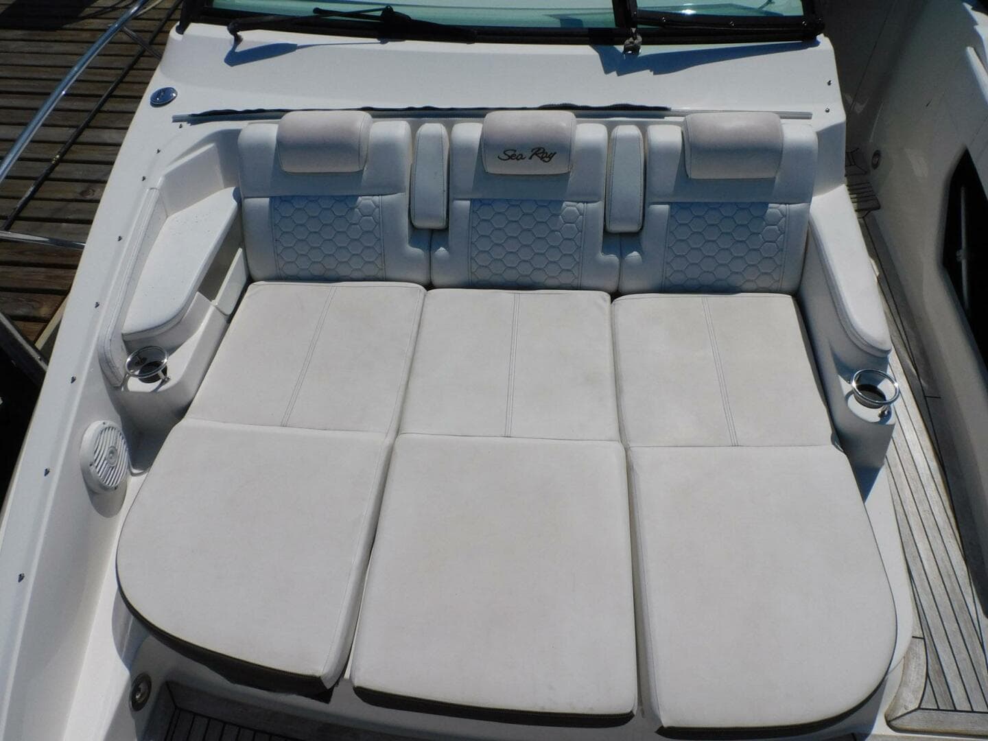 2018 Sea Ray Sundancer 320