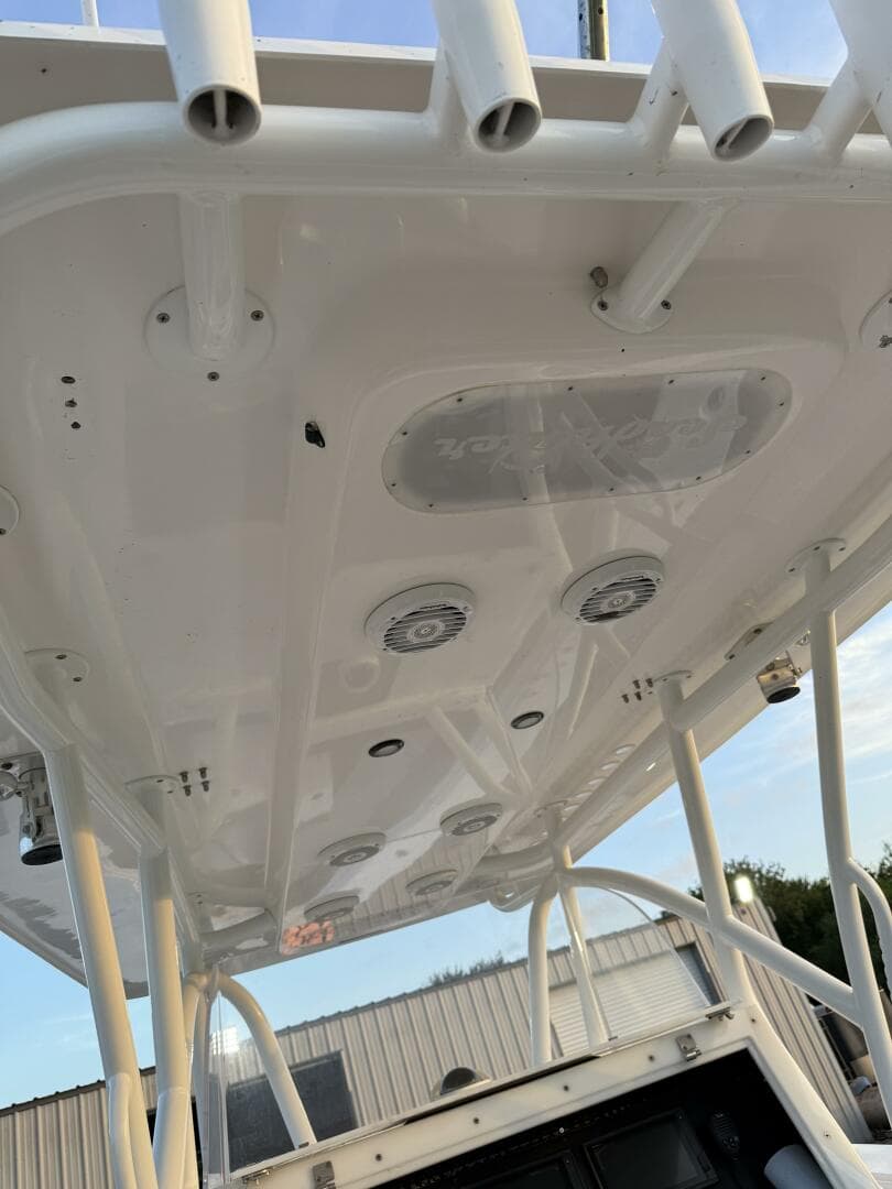 2014 Sea Hunter 40 Center Console