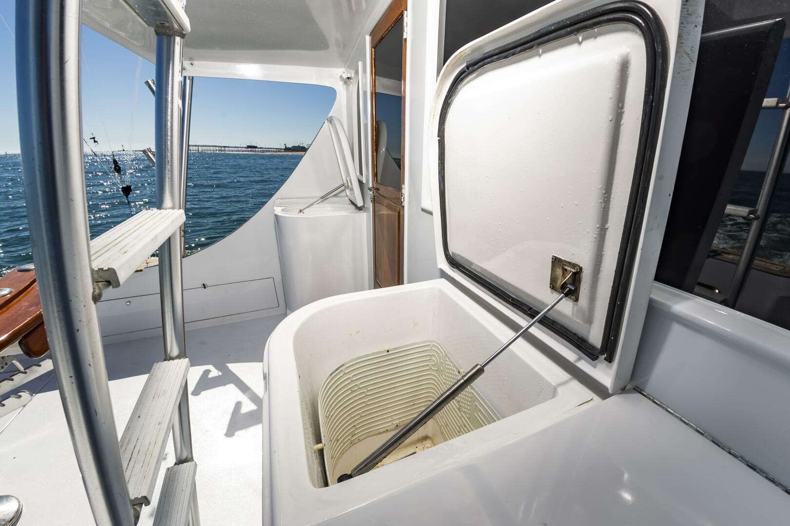 52BuddyDavisFishinFever013