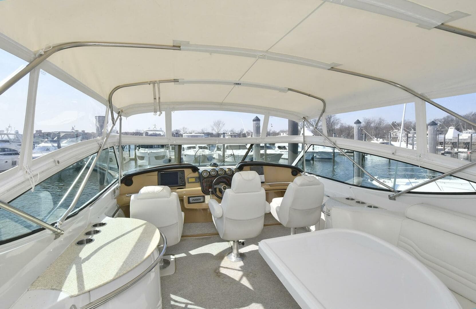2001 Carver 466 Motor Yacht