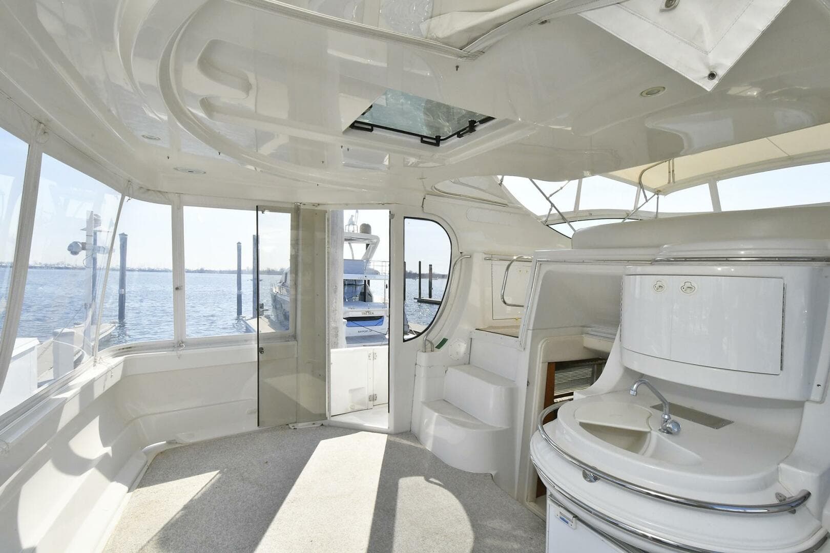 2001 Carver 466 Motor Yacht