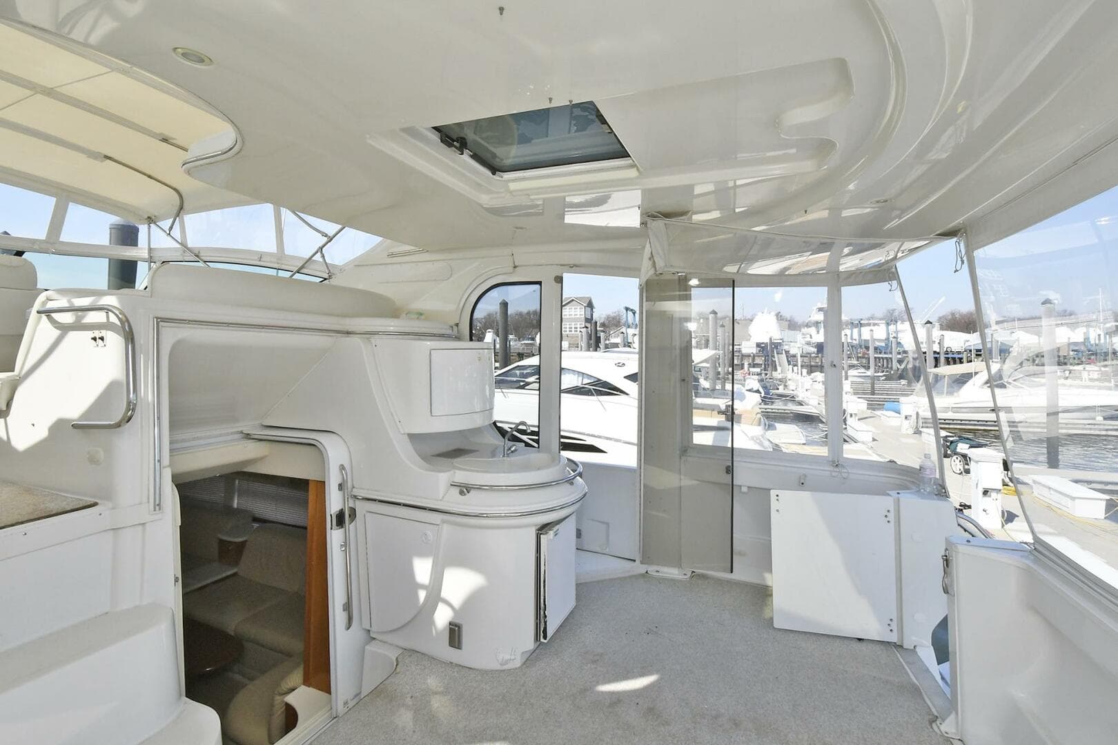 2001 Carver 466 Motor Yacht