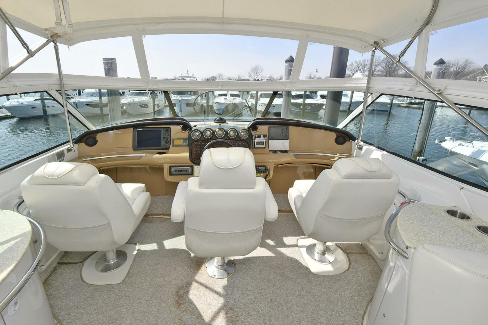 2001 Carver 466 Motor Yacht