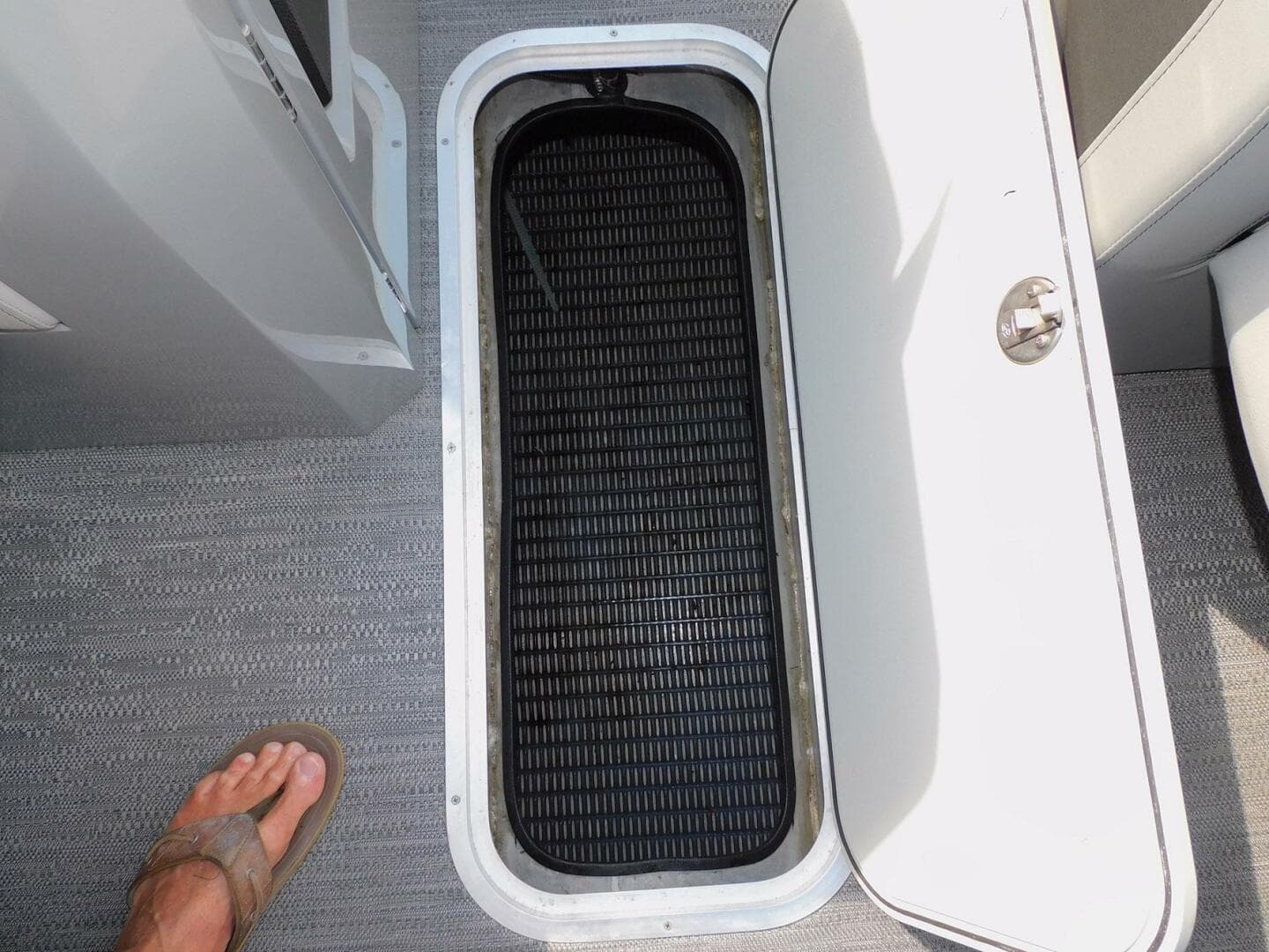 2023 Aqua Patio 275 CBE