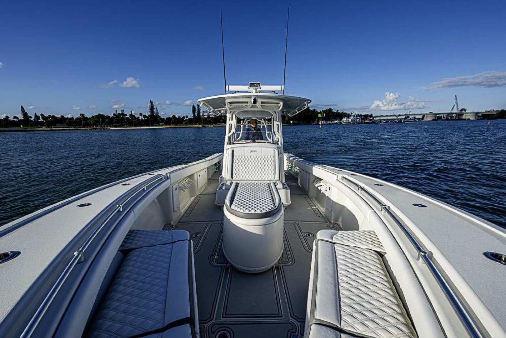 2011 Yellowfin 39 Offshore
