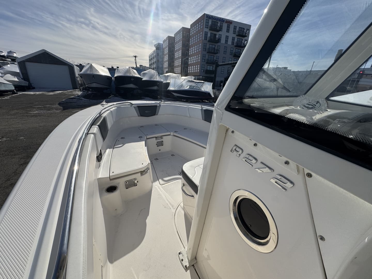 2020 Robalo R272