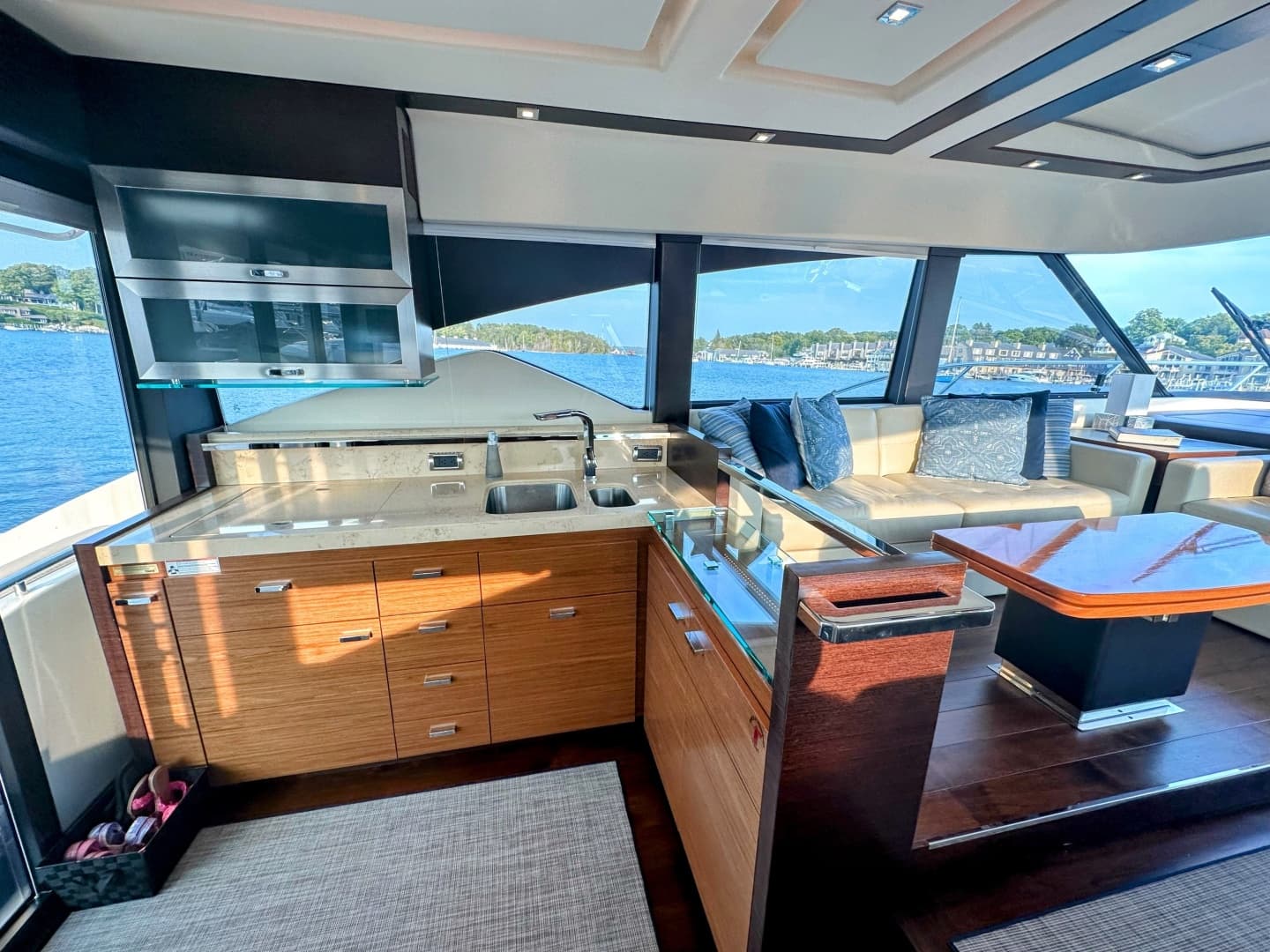 2014 Tiara Yachts 50 Coupe
