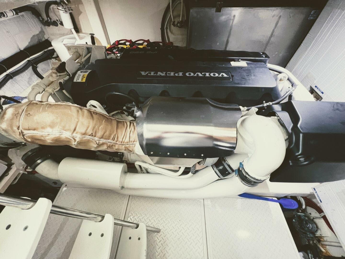 2014 Tiara Yachts 50 Coupe