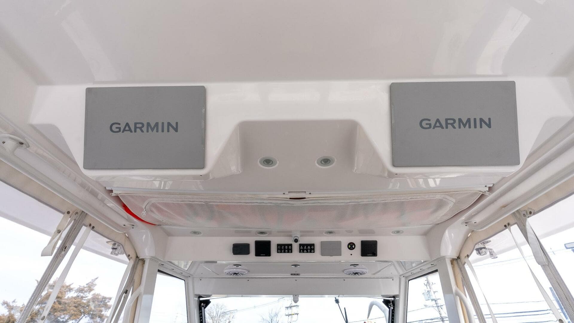 2023 Everglades 455 Center Console