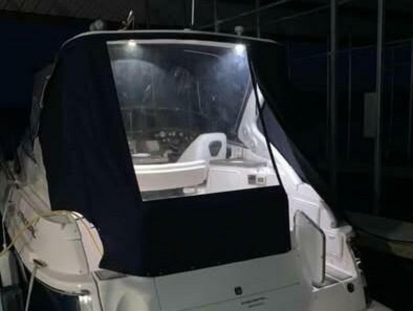 2006 Regal 3060 Window Express