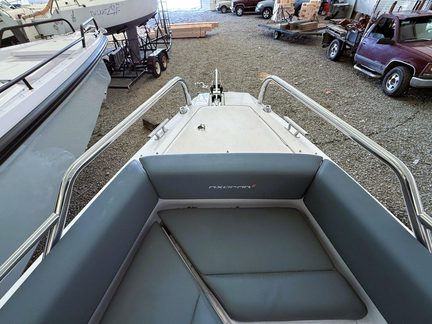 2022 Axopar 28 Cabin