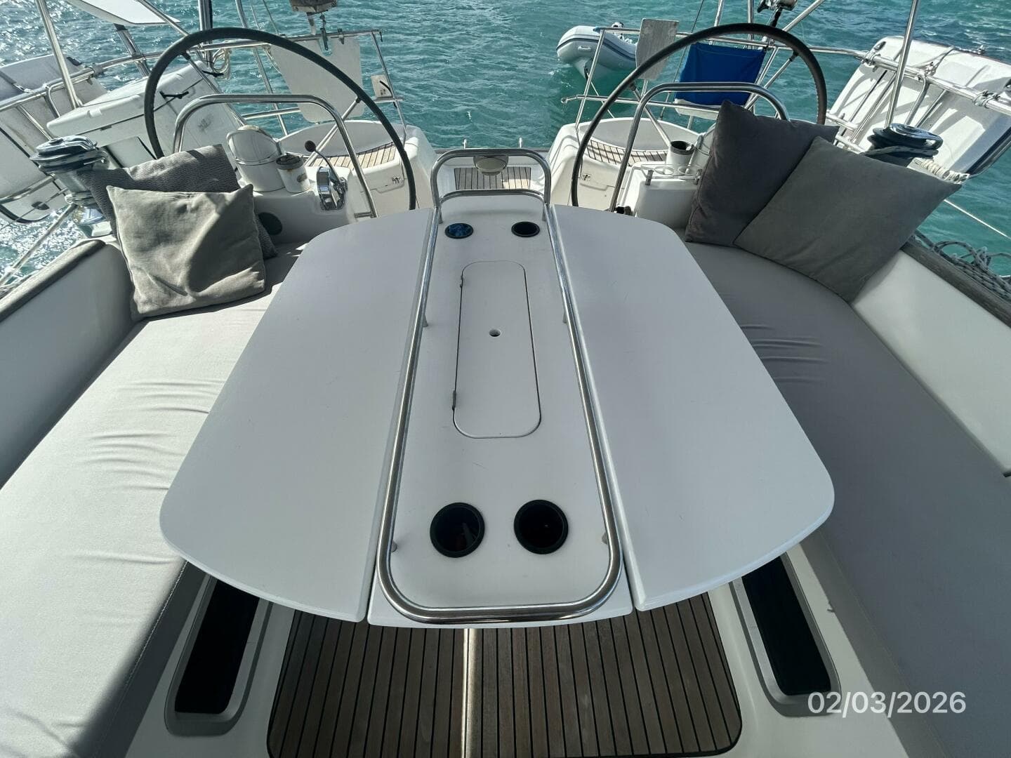 54' Jeanneau cockpit table