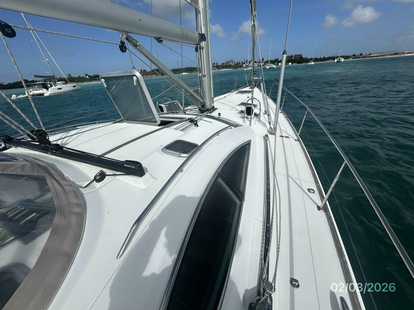 54' Jeanneau foredeck4