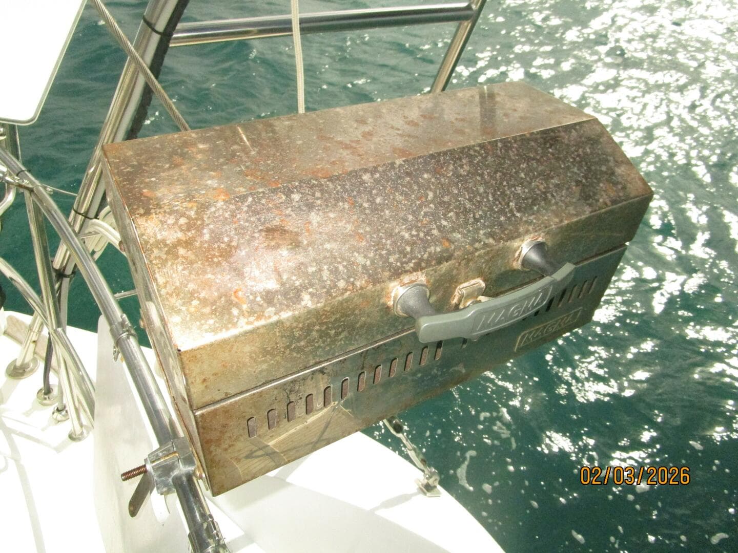 54' Jeanneau cockpit BBQ grill