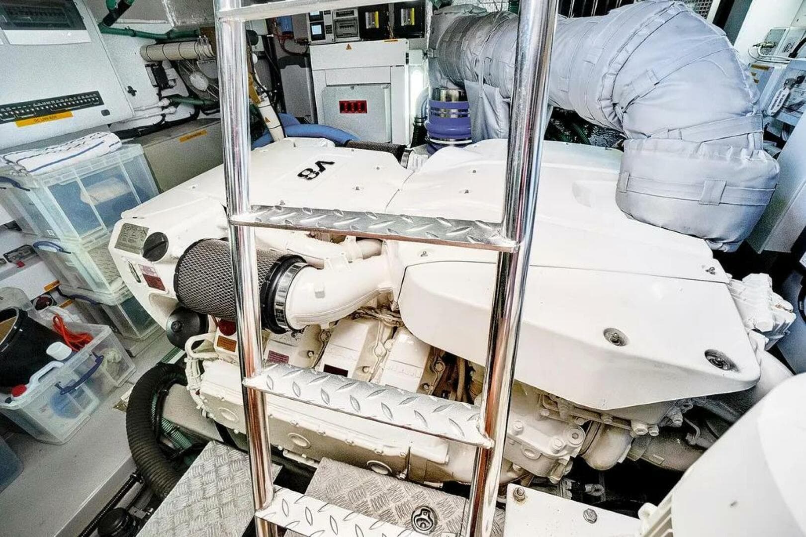 2017 Sunseeker 68 Sport Yacht