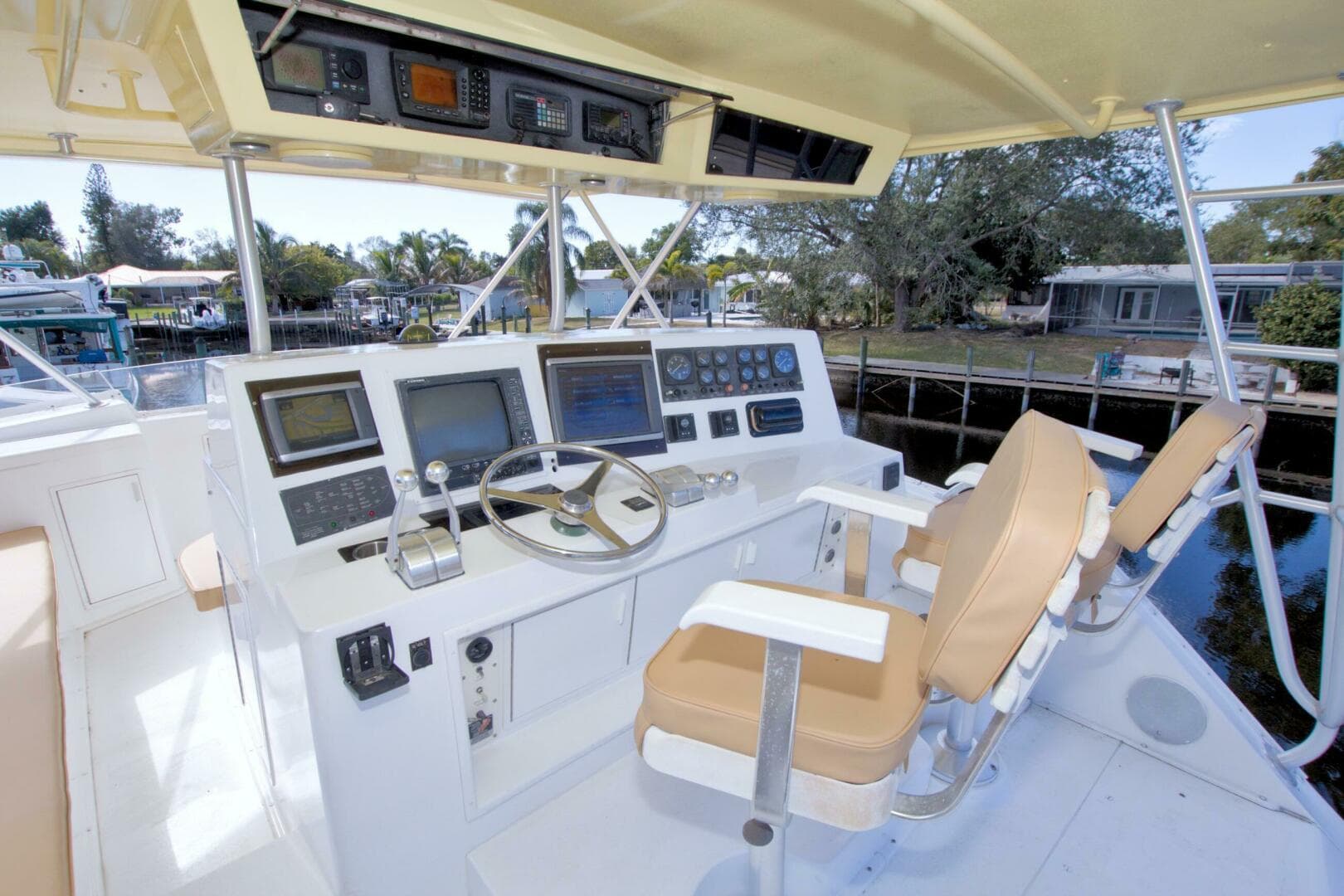 1990 Viking 53 Convertible