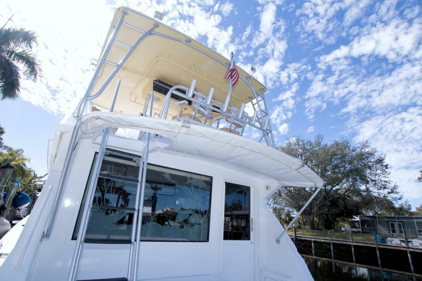 1990 Viking 53 Convertible