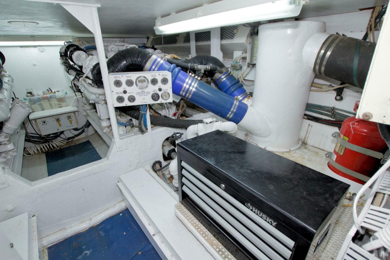 1990 Viking 53 Convertible