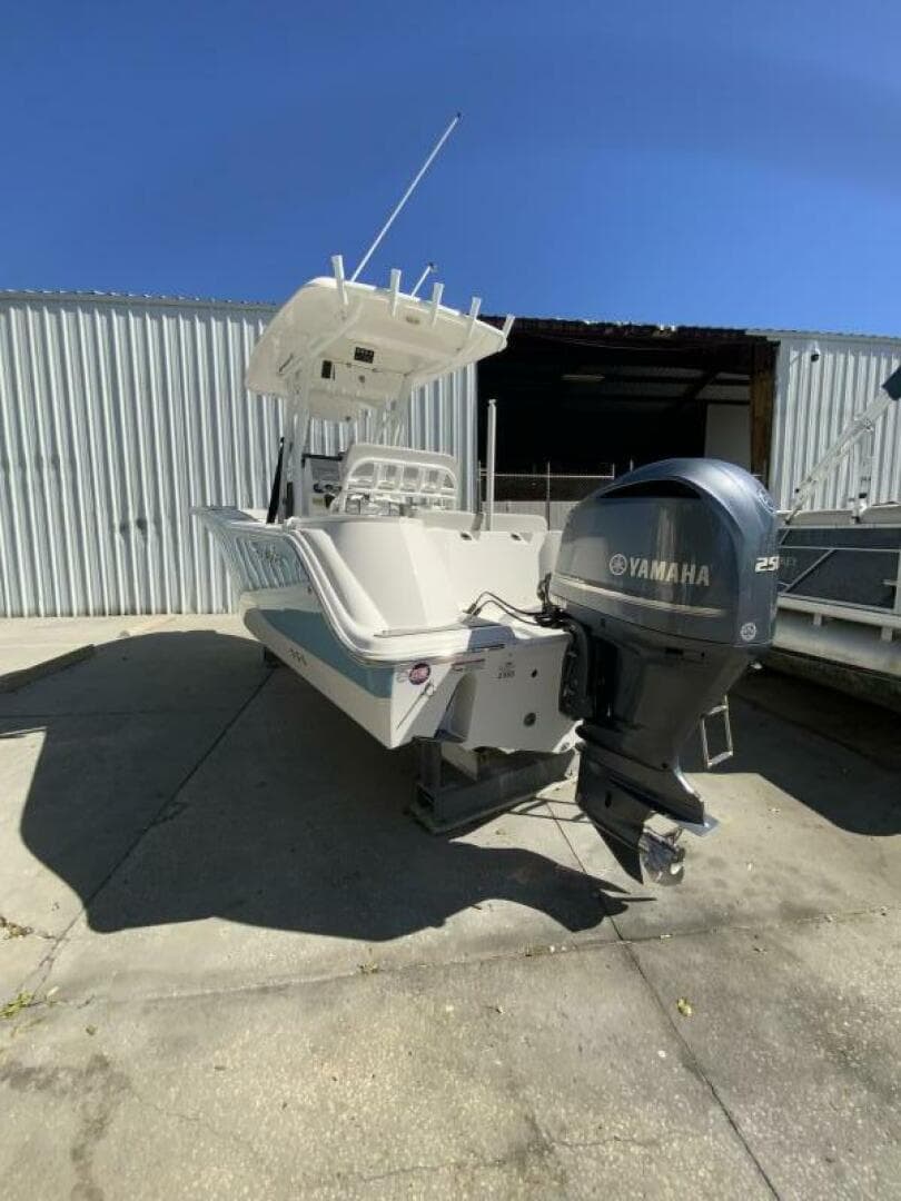 2022 Sea Fox 228 Commander