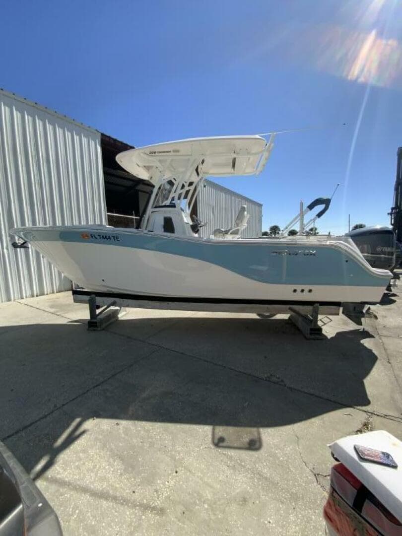 2022 Sea Fox 228 Commander