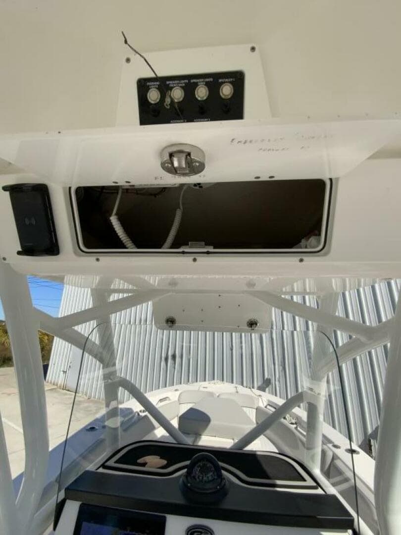 2022 Sea Fox 228 Commander