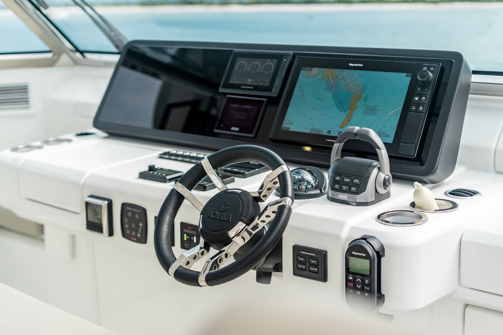 2024 Aquila 54 Yacht