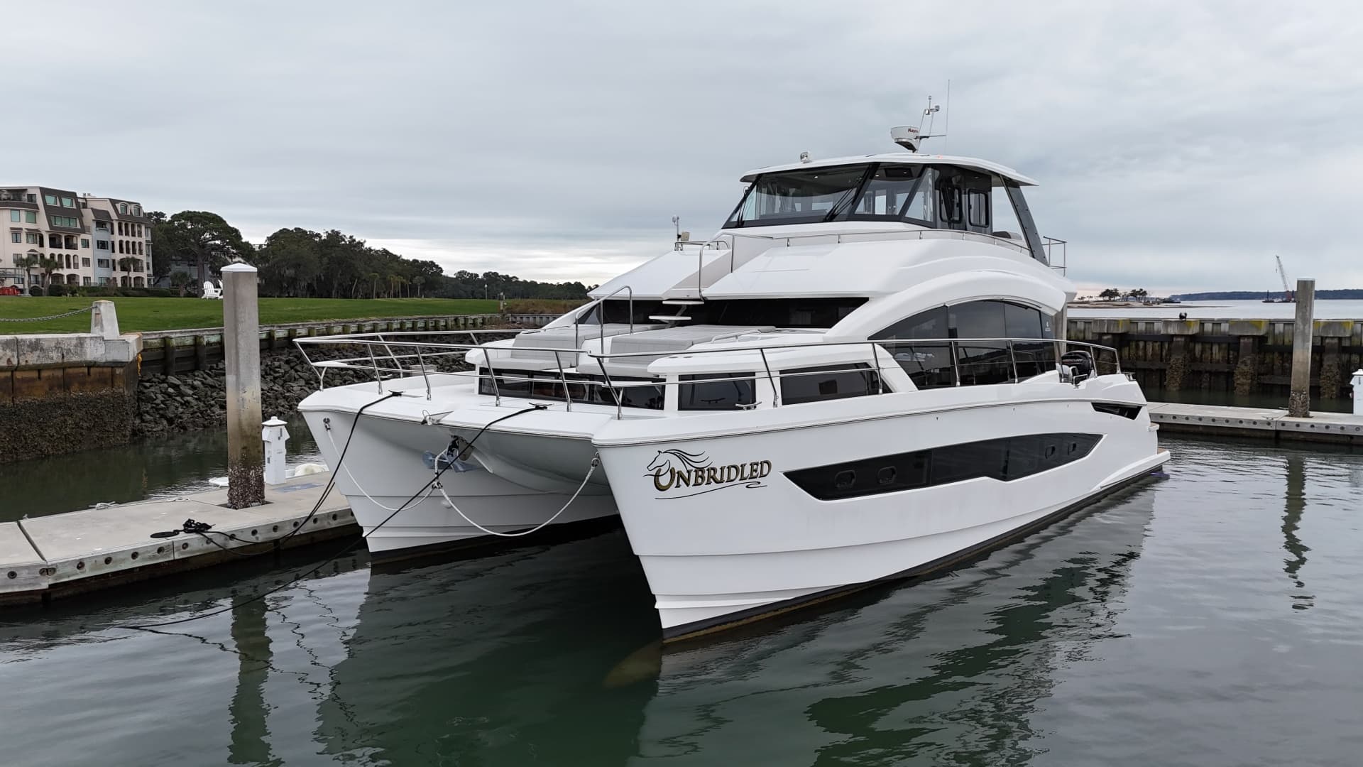 2024 Aquila 54 Yacht