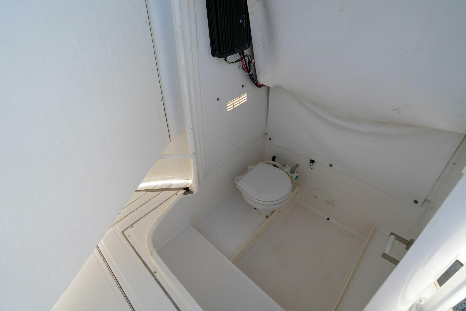 2002 Stamas 270 Tarpon