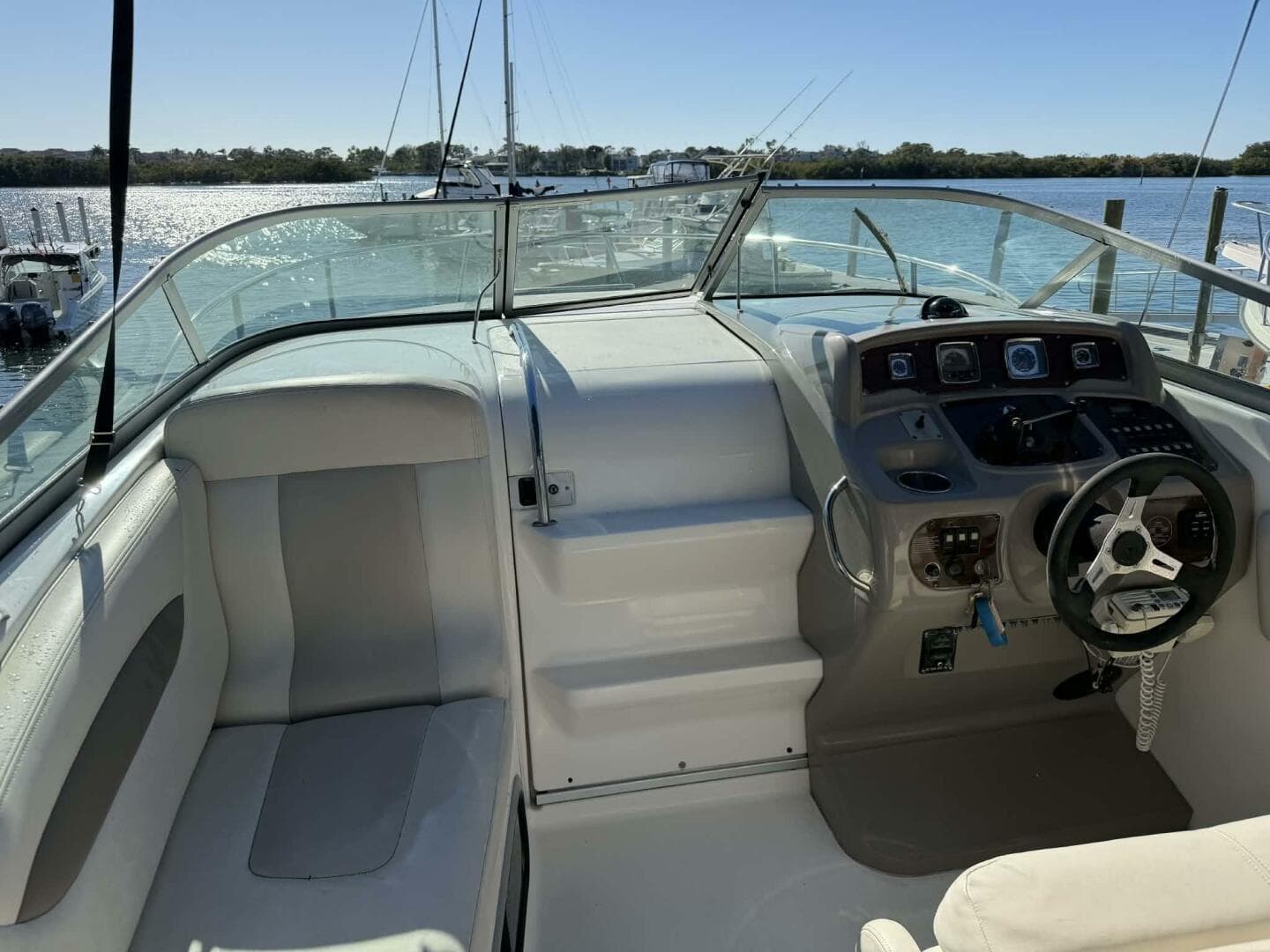 2008 Chaparral 250 Signature