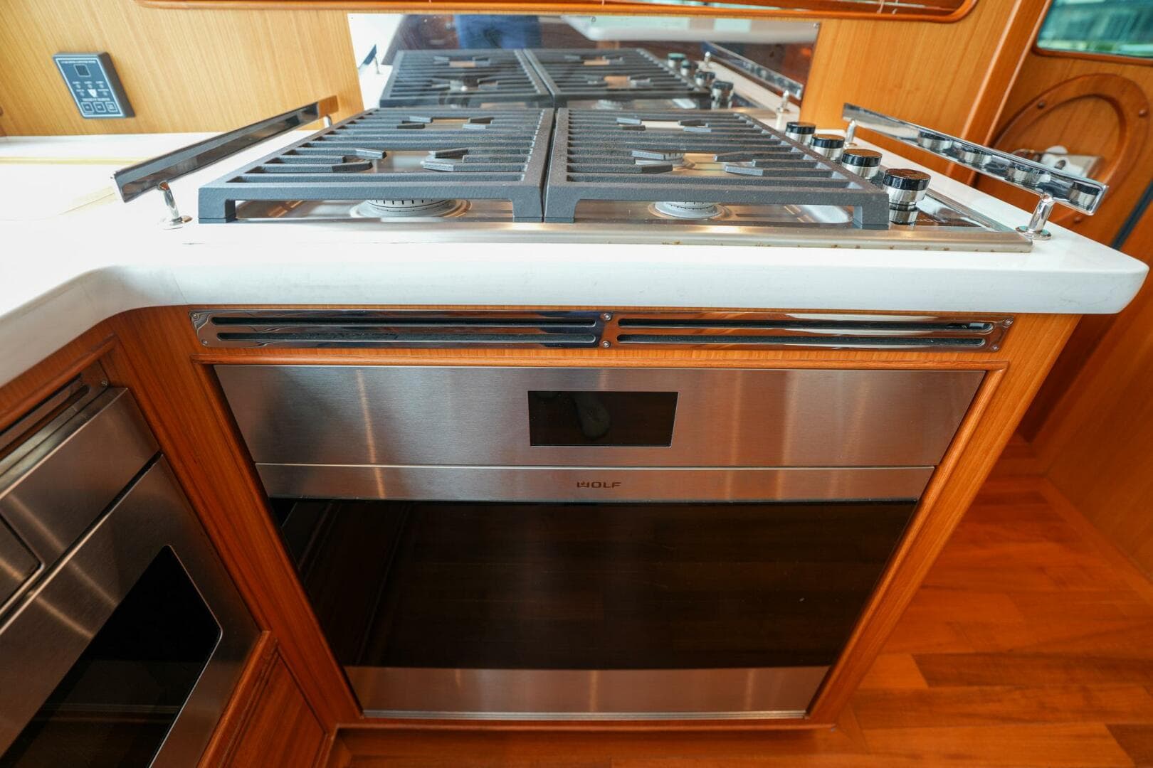 2022 Marlow Explorer 62E-CB