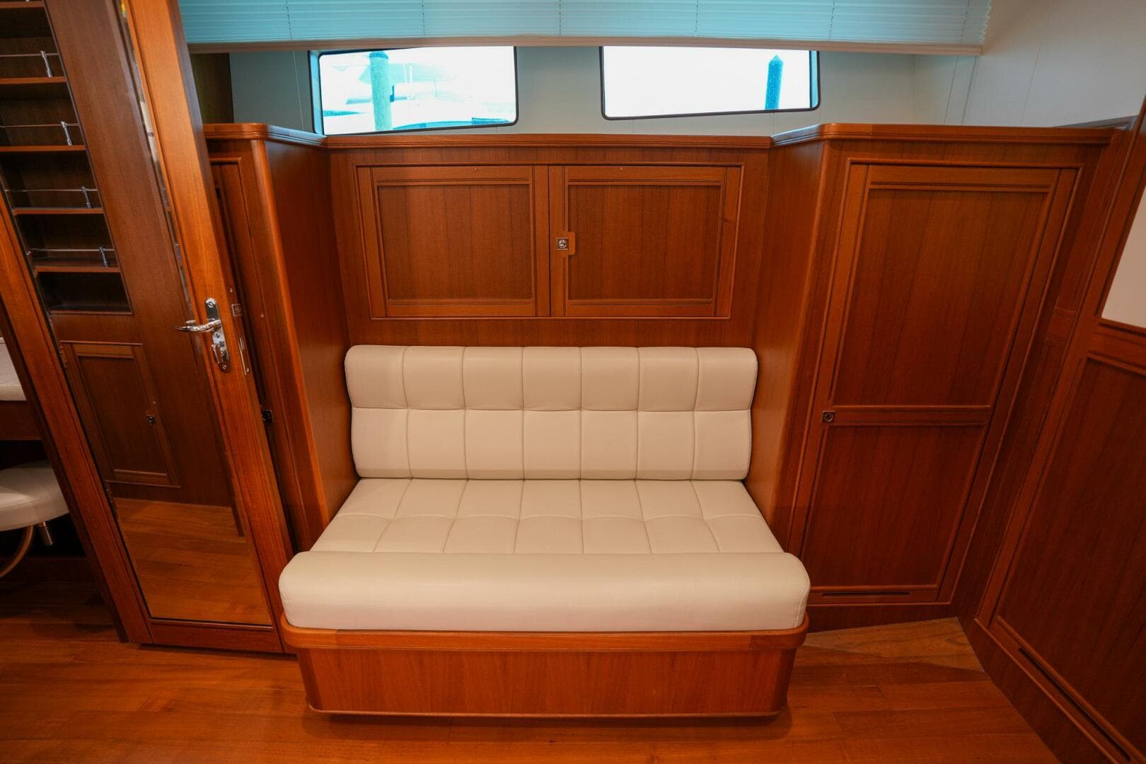 2022 Marlow Explorer 62E-CB