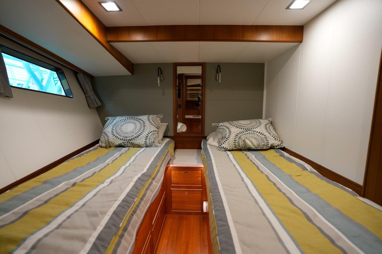 2022 Marlow Explorer 62E-CB