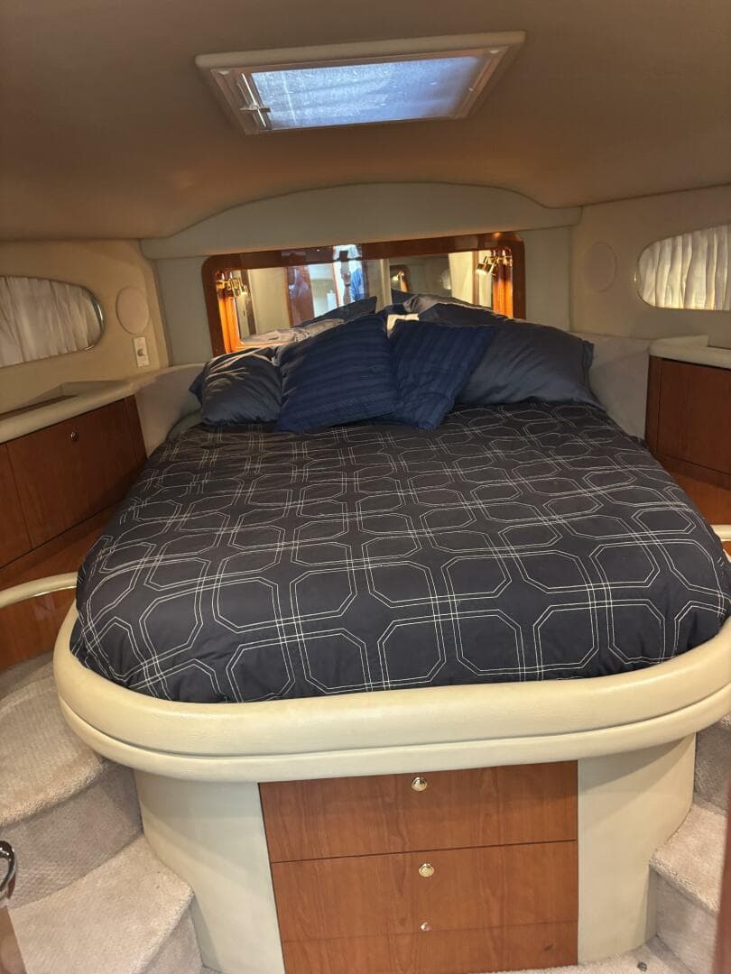 2000 Sea Ray 420 Aft Cabin
