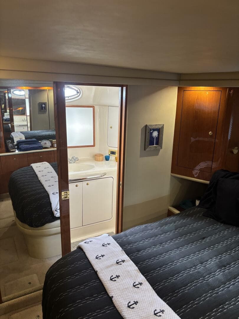 2000 Sea Ray 420 Aft Cabin