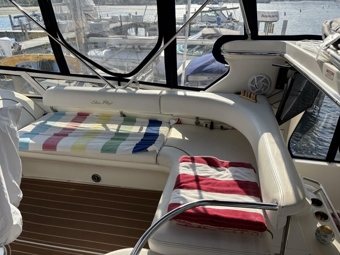 2000 Sea Ray 420 Aft Cabin