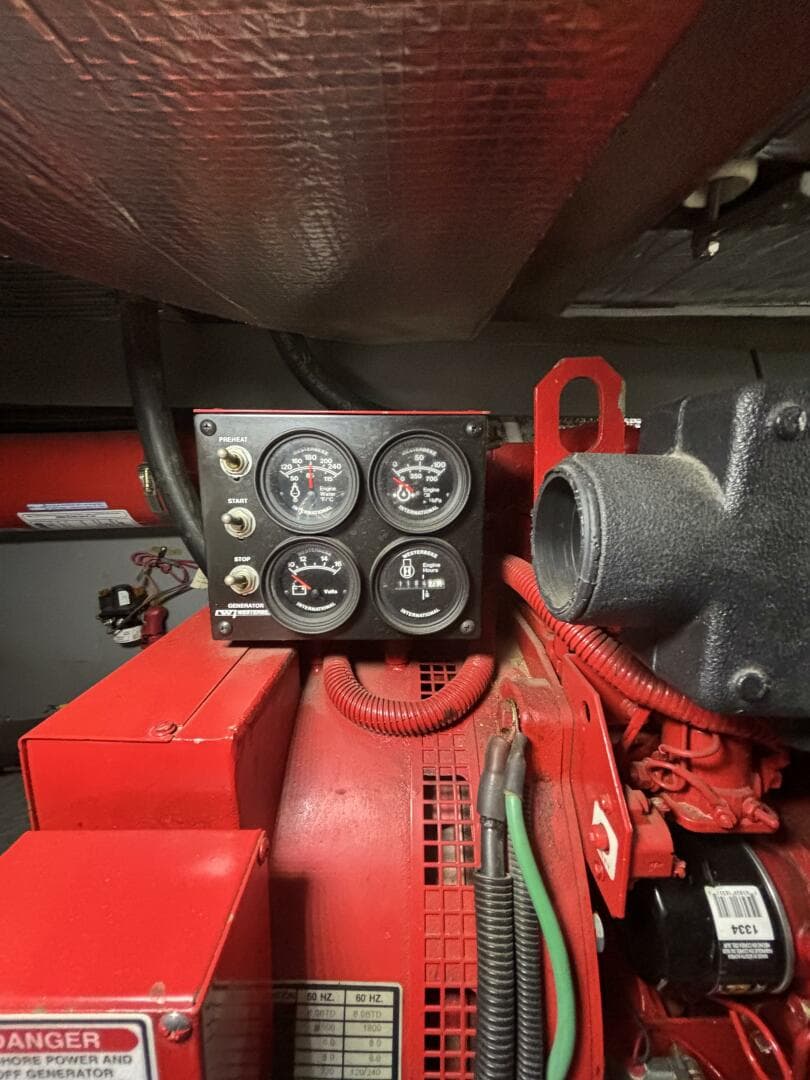 2000 Sea Ray 420 Aft Cabin