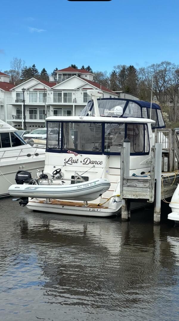 2000 Sea Ray 420 Aft Cabin