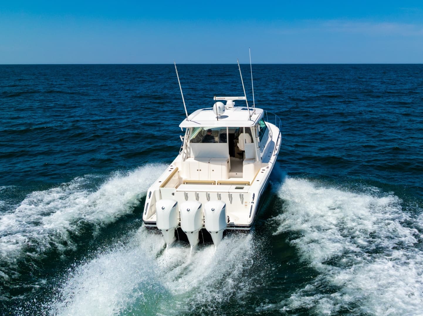 2016 Pursuit OS 385 Offshore