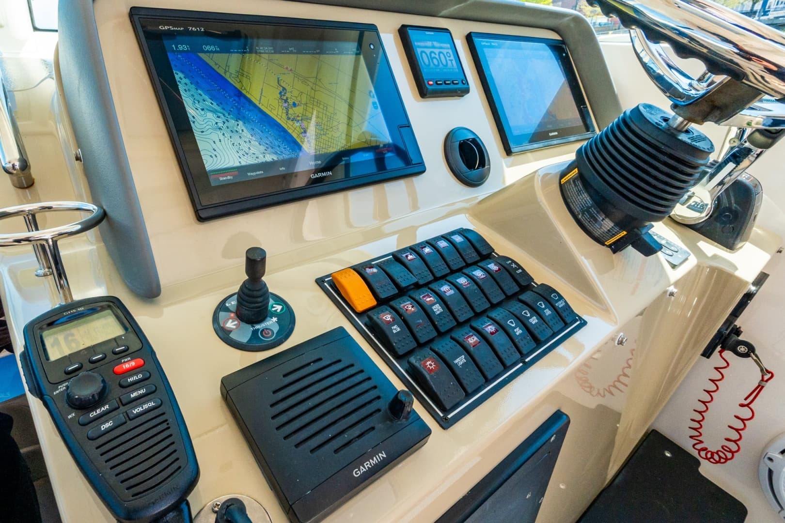 2016 Pursuit OS 385 Offshore