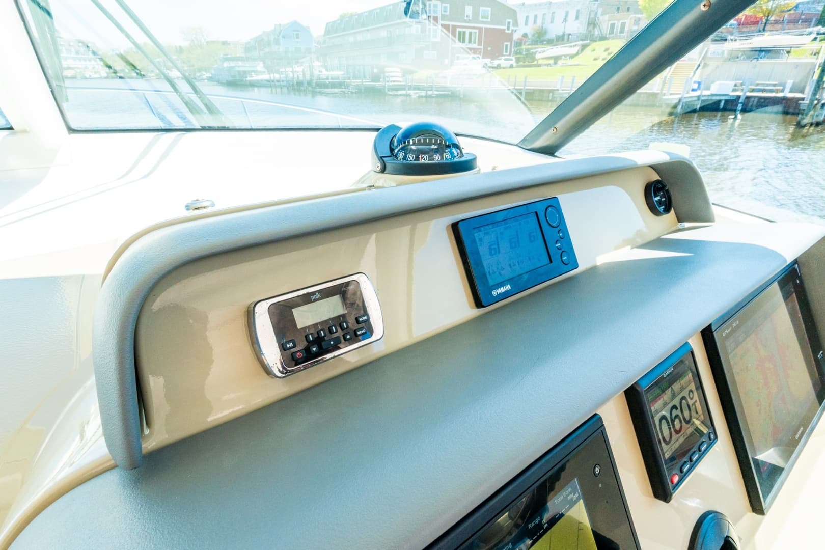2016 Pursuit OS 385 Offshore